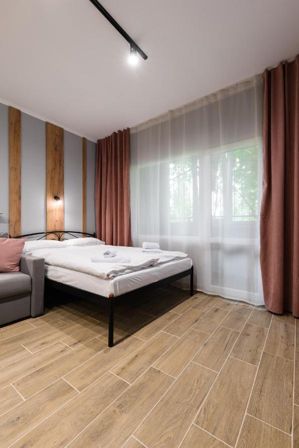 Apartment нові затишні Smart-квартири Lего Uzhhorod