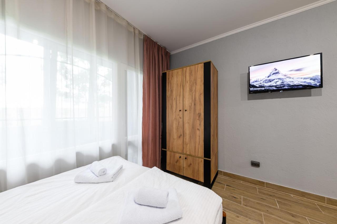Apartment нові затишні Smart-квартири Lего Uzhhorod